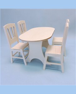 Table et chaises pour poupées barbie réalisés en bois par Minicrea (France)