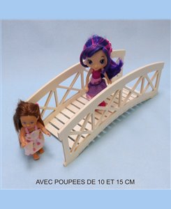 Pont de jardin miniature en bois pour poupées jusqu'à 20 cm