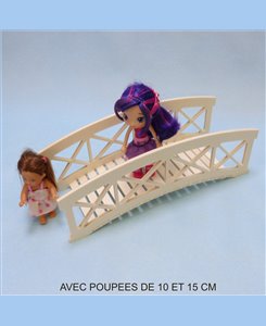 Pont de jardin miniature en bois pour poupées jusqu'à 20 cm