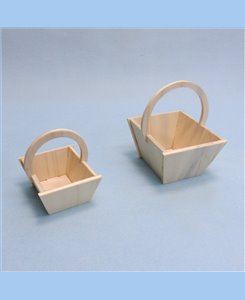Panier miniature en bois pour poupée 