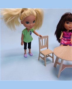 Pack mobilier maison de poupées table avec 4 chaises 1/9ème Minicrea pour poupée jusqu'à 22cm