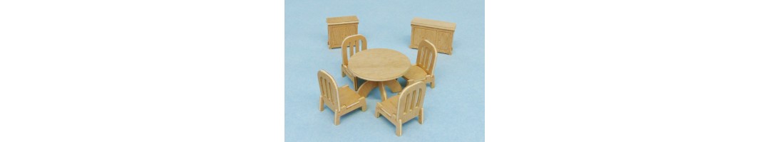 Meubles pour poupées 1/24ème en bois brut à décorer