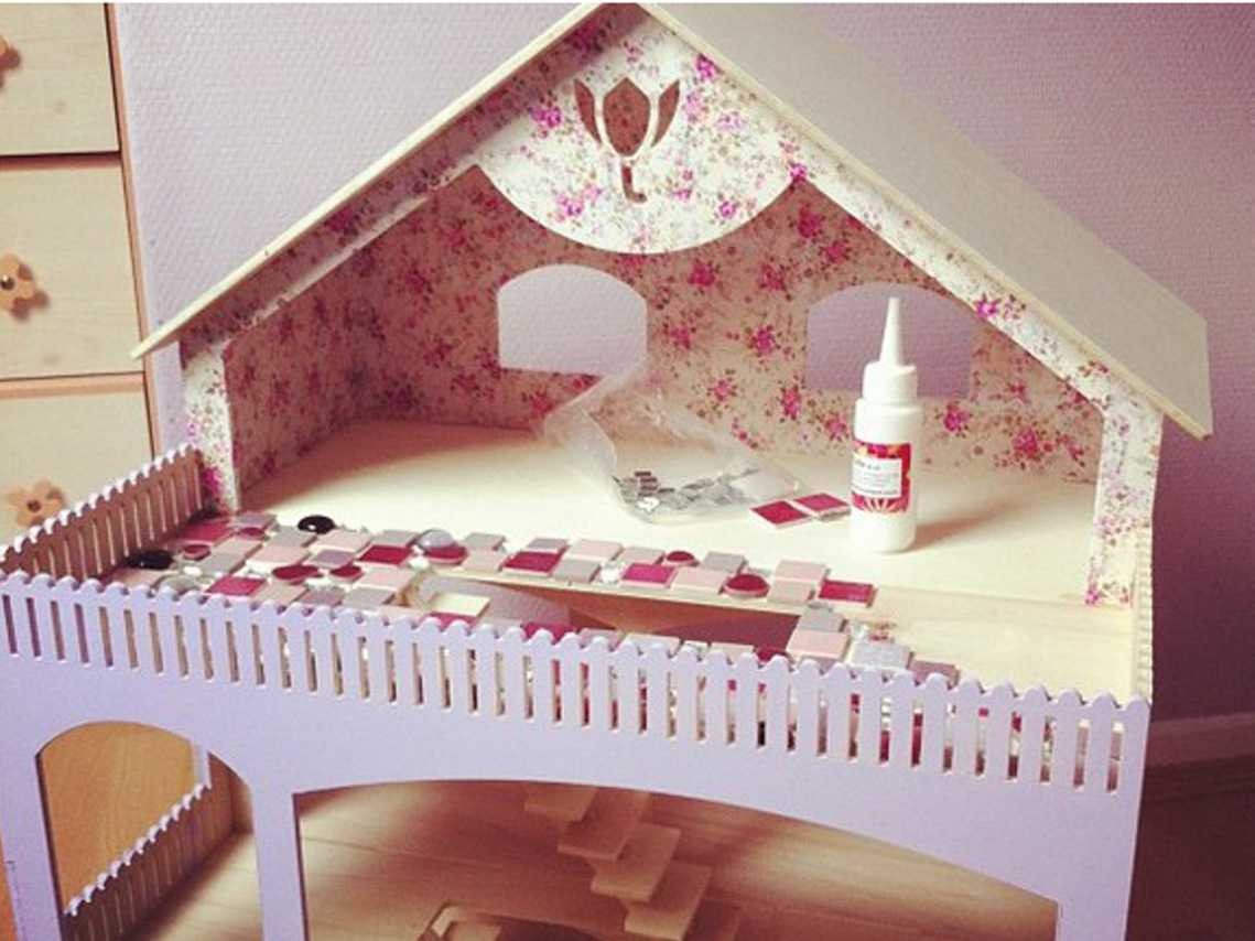 Miniatures en bois pour maison de poupées - Redecker